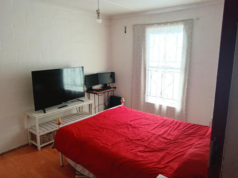 2 Bedroom Property for Sale in Rocklands Western Cape